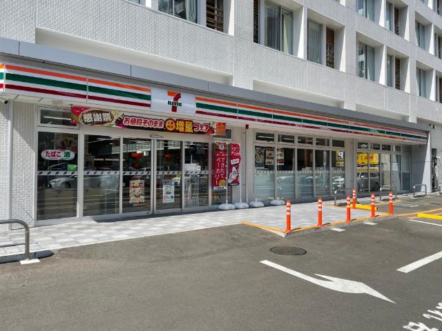 セブンイレブン仙台北六番丁店：40m
