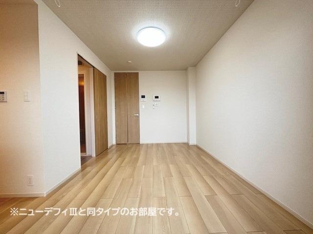 ルーチェフルサワＧＪ（202） リビング
