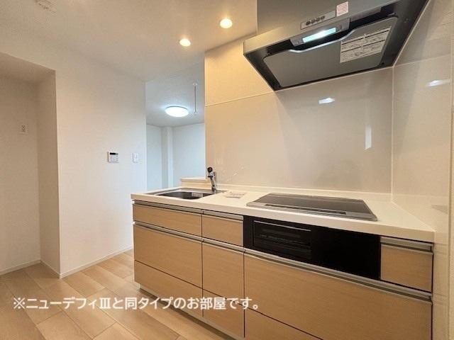 ルーチェフルサワＧＪ（202） キッチン
