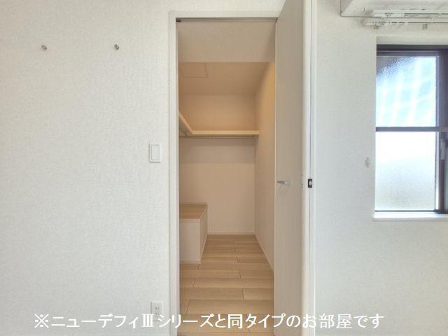 ルーチェフルサワＧＪ（303） 収納