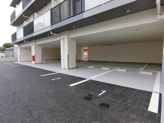 ＣＩＮＺＡ荒町 駐車場