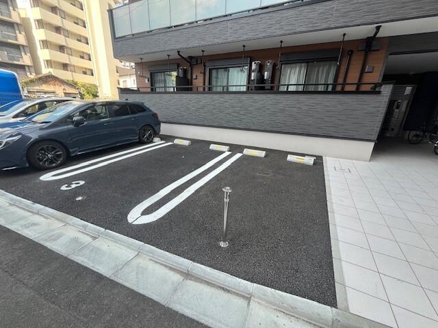 リヤン原ノ町 駐車場