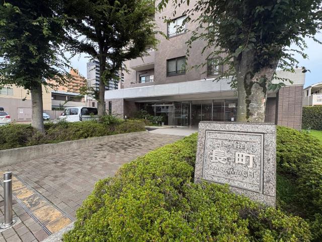仙台市太白区長町中古マンション エントランス