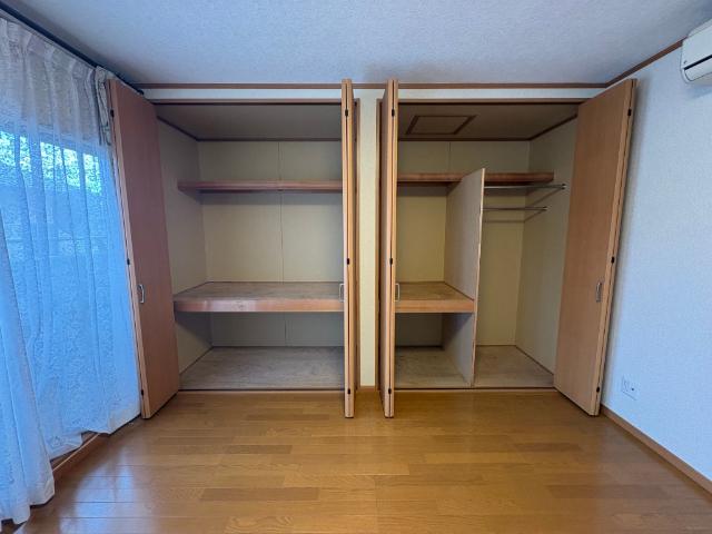仙台市若林区荒井一丁目　中古戸建 収納