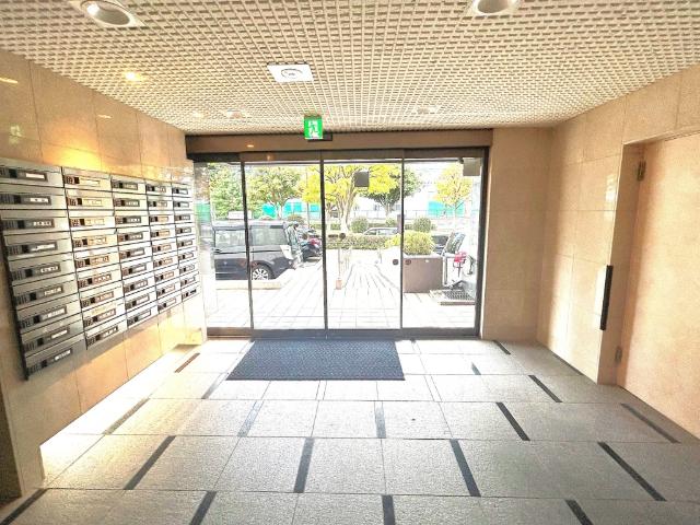 ライオンズマンション榴ヶ岡 ロビー