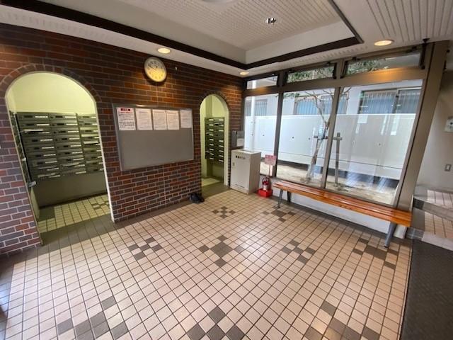 多賀城ロジュマンＦ棟 エントランス