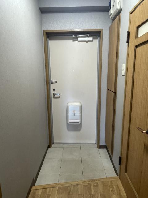 パールハイム栄町A（301） 玄関