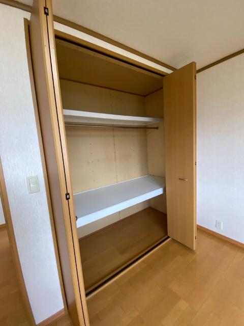西岡高台テラスハウス（B） 収納