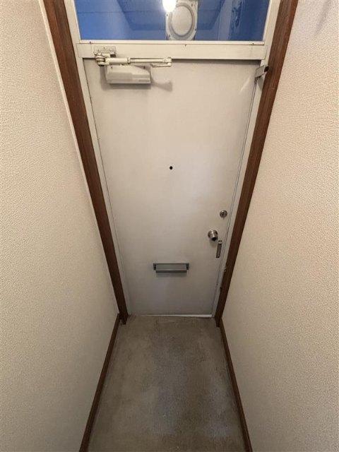 ハイツミルキーウェイ 玄関