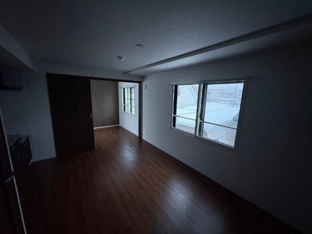 北広島市共栄町マンション リビング