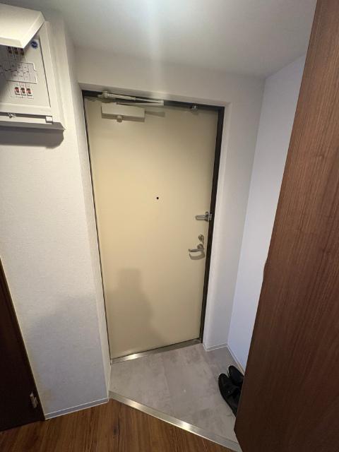 北広島市共栄町マンション 玄関