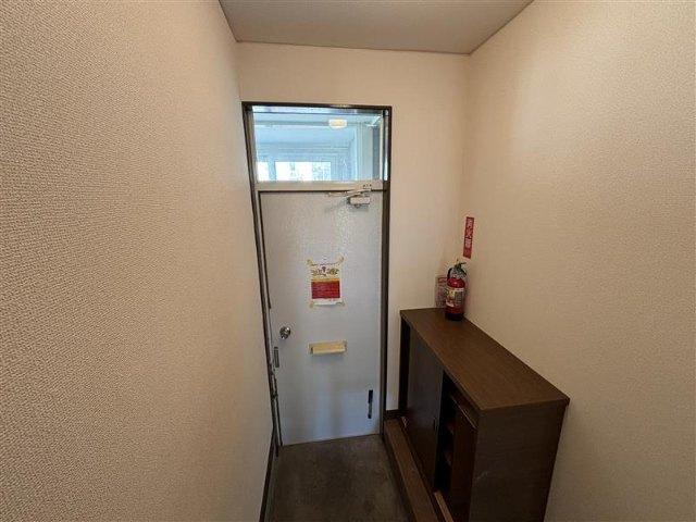 北広島市美沢アパート 玄関