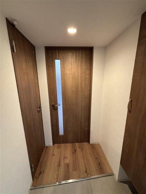北広島市共栄町マンション 玄関