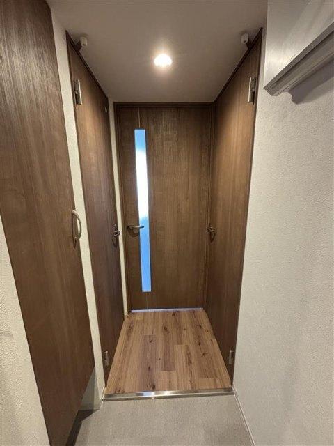 北広島市共栄町マンション 玄関