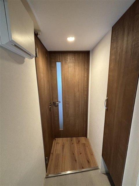 北広島市共栄町マンション 玄関