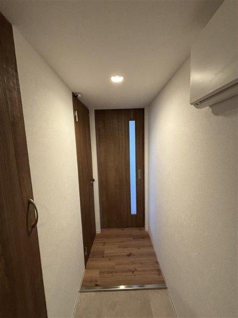 北広島市共栄町マンション 玄関