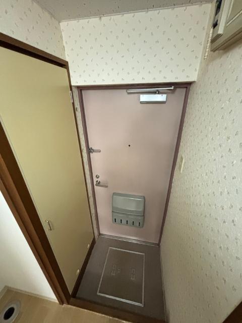 サンコーポラス札幌 玄関