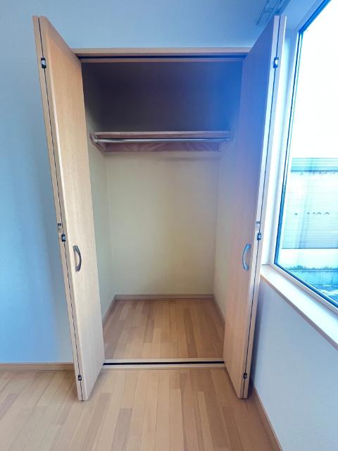 プラザ元町 収納