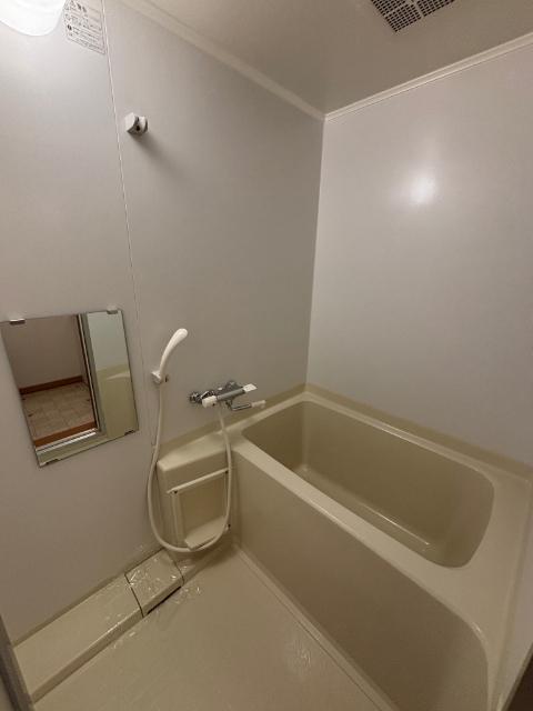 札幌市南区南沢四条アパート バス／シャワー