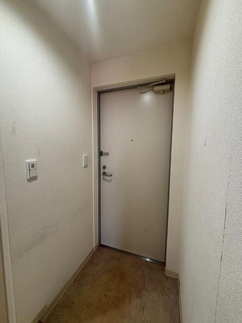ラコーザ豊平ＷＥＳＴ 玄関