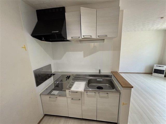 北広島市広葉町アパート キッチン