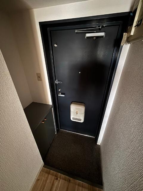 札幌市北区北六条西マンション 玄関
