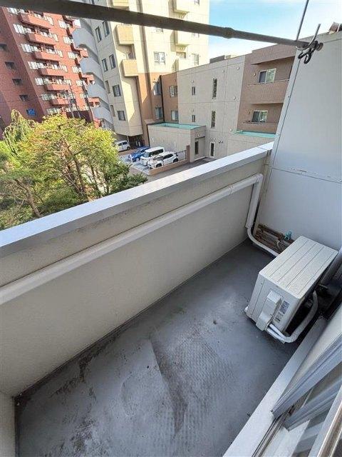 南郷丘ハイツ バルコニー