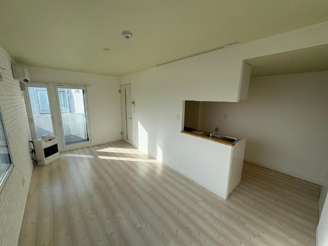 TONY TOWER KITAHIROSHIMA（205） リビング