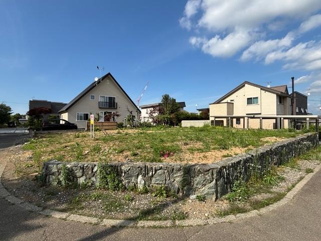 【93坪　南向き角地】日当たり良好です！