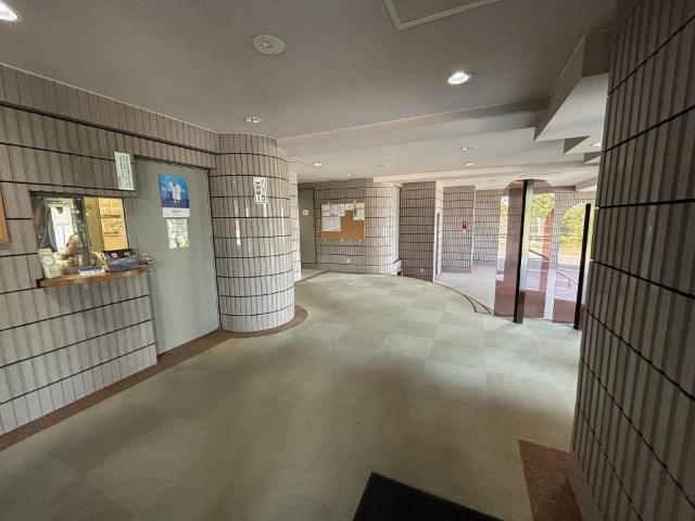 ライオンズヒルズ澄川 ロビー