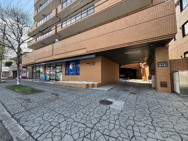 ロイアルヒルズ宮の森 外観