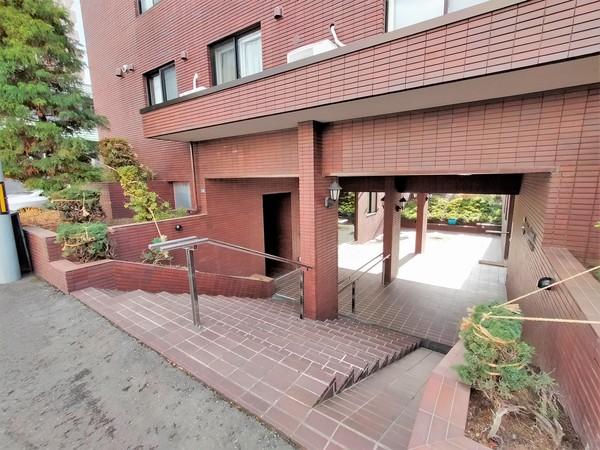 アルファコートⅥ・西線Ⅱ エントランス