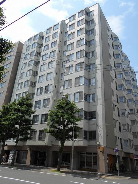 11階建ての大型マンション