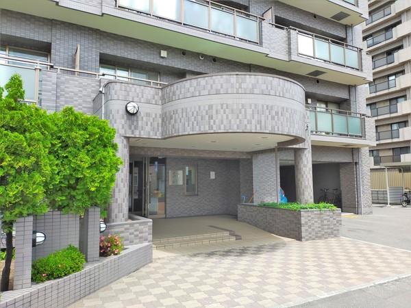 コープ野村山鼻グランデ エントランス