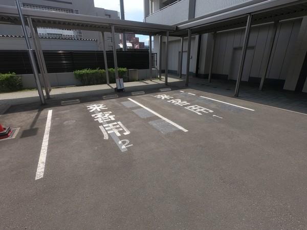 プレミスト札幌ターミナルタワー 駐車場