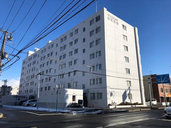 鉄筋コンクリート造、7階建のマンション