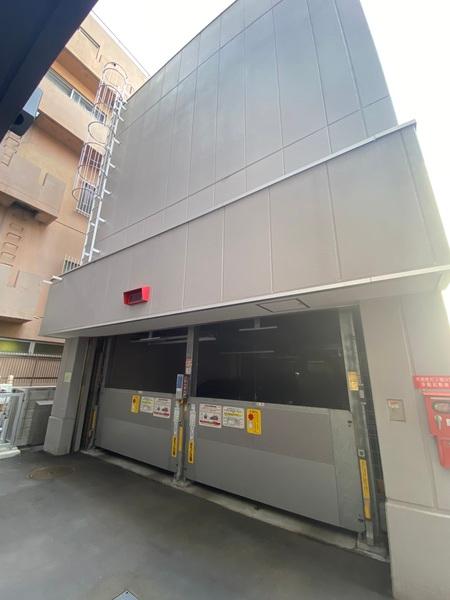 ライオンズ札幌大通グランフォート 駐車場