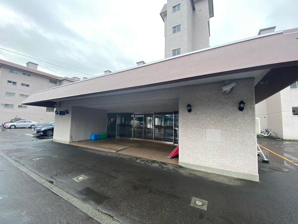 サニークレスト札幌 エントランス