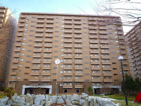 価格には消費税、リフォーム費用を含みます