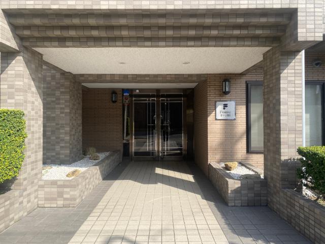 ファミール豊平公園Ⅱ エントランス