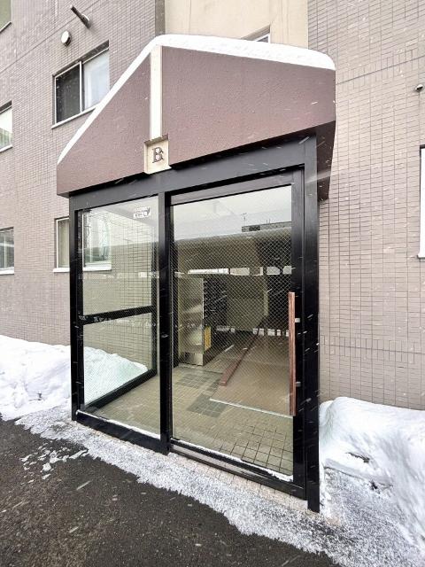 ロイヤルシャトー宮の沢 エントランス