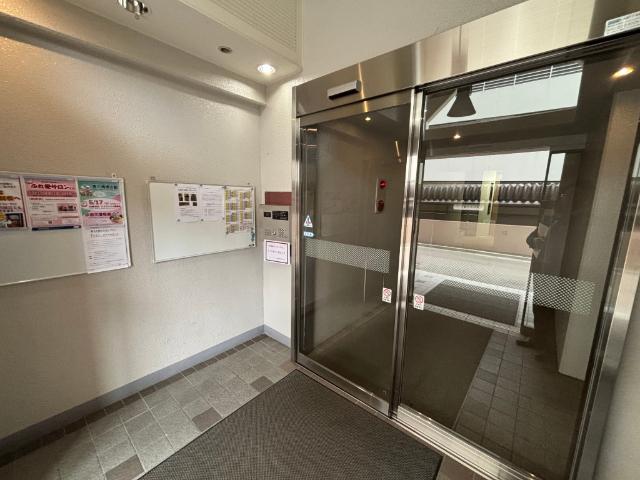 シティアベニューファーストコート エントランス