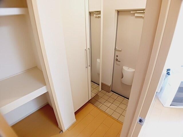 セント　アーク　ノア（101） 玄関