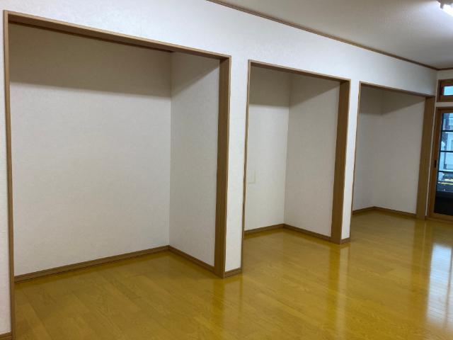 函館市元町貸家 収納