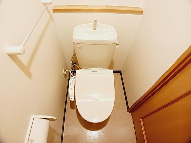 ジェルメ日乃出町（306） トイレ
