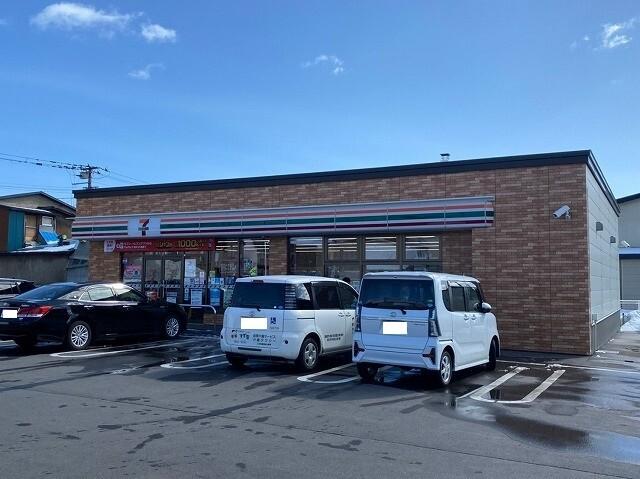 セブンイレブン函館堀川町店：249m