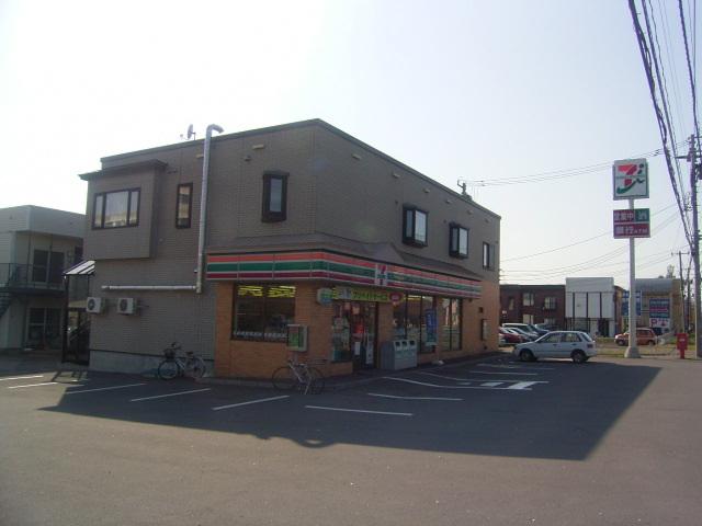 セブンイレブン函館港町2丁目店：798m