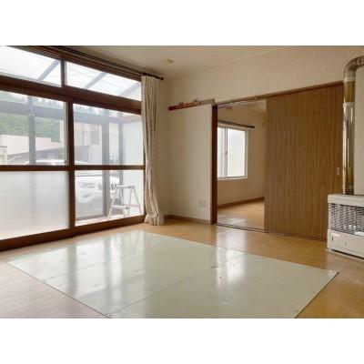 函館市桔梗5丁目　中古住宅 リビング