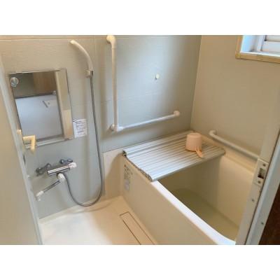 函館市桔梗5丁目　中古住宅 バス／シャワー