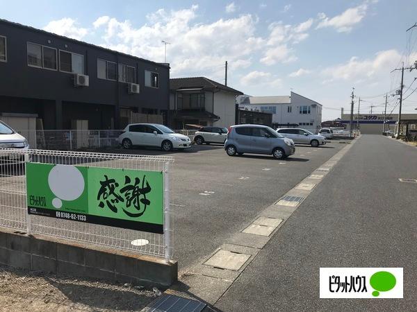 ヴィラ梅ノ井（501） 駐車場